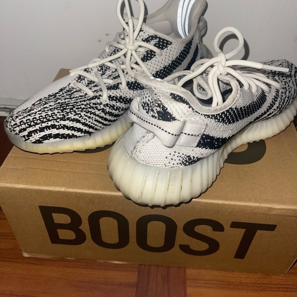 Yeezy 350 zebra - Picture 6 of 8
